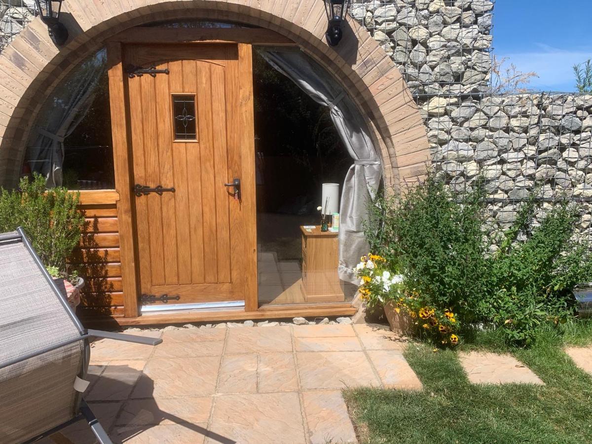 Romantic Escape Luxury Hobbit House With Hot Tub! Шірнесс Екстер'єр фото